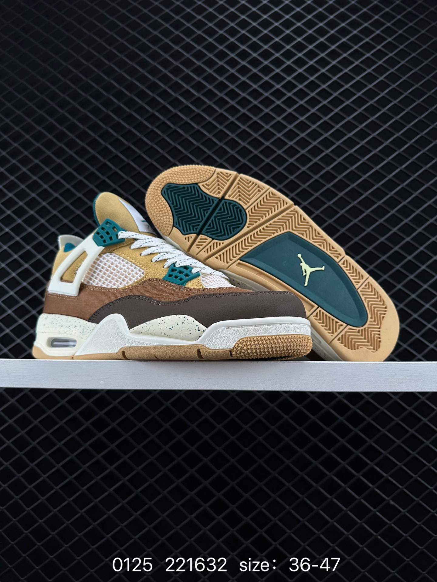 Nike Air Jordan 4 Retro”Bred Reimagined“